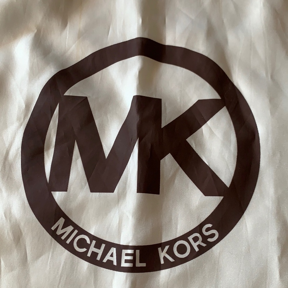 Michael kors bag dust cover draw strings